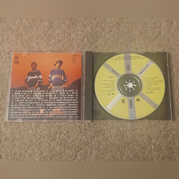Kris Kross - Totally Krossed Out CD PRE-OWNED - Picture 2 of 4